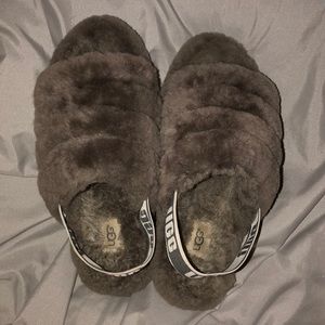 Ugg Fluff yea Slippers Size 7